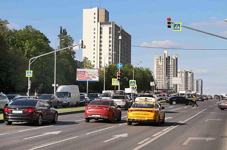 Вернадского пр-т  24А, 450 м после Х с ул. Удальцова (светофор)